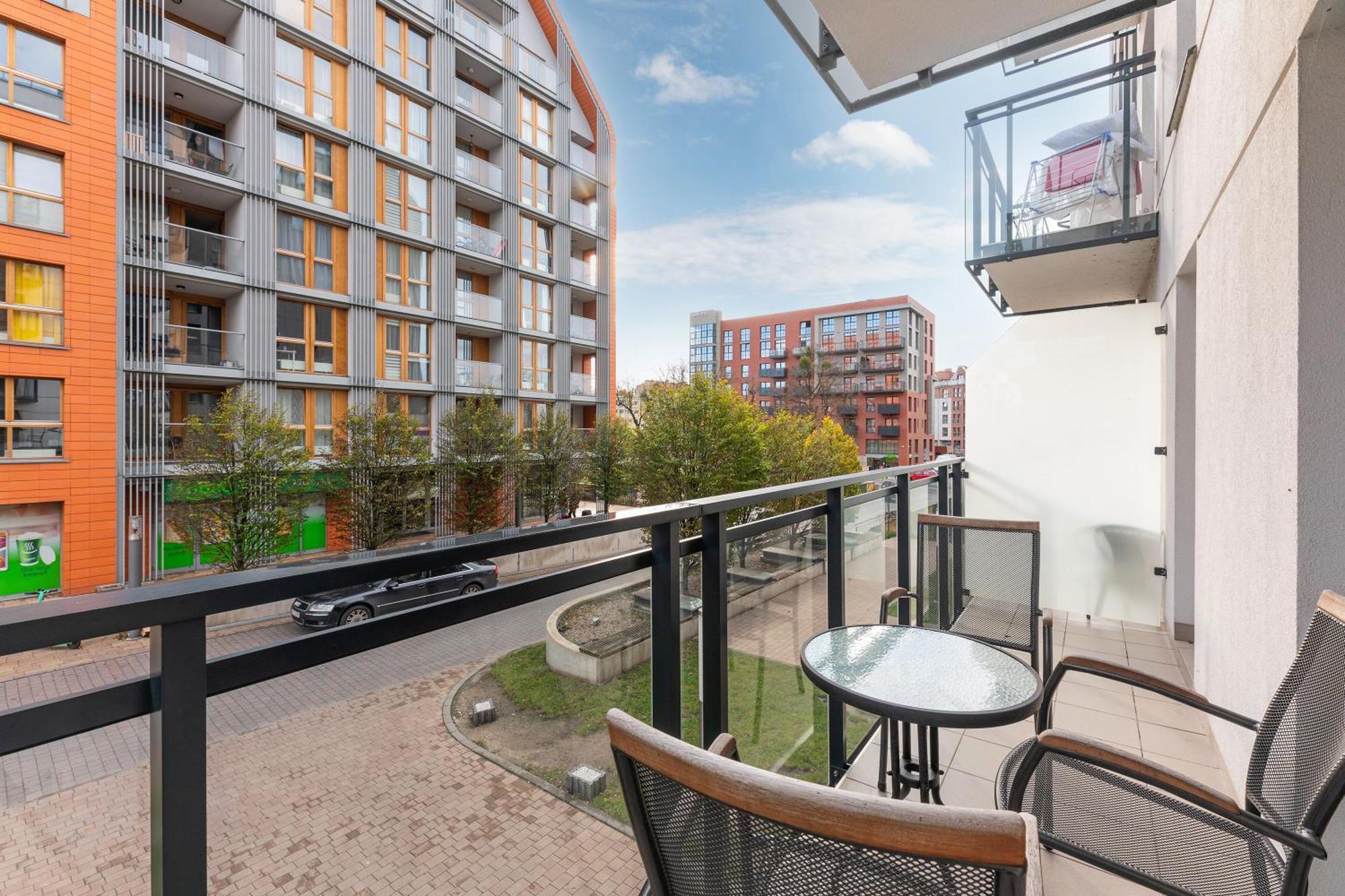 Aura III Apartments & Free Parking By Downtown Apartments กดัญสก์ ภายนอก รูปภาพ
