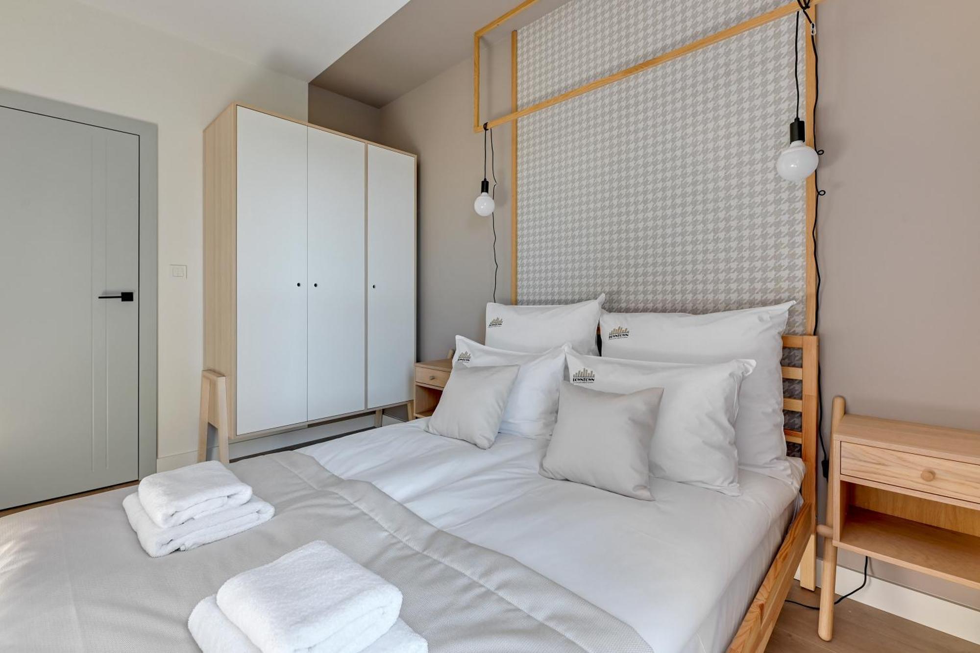 Aura III Apartments & Free Parking By Downtown Apartments กดัญสก์ ห้อง รูปภาพ